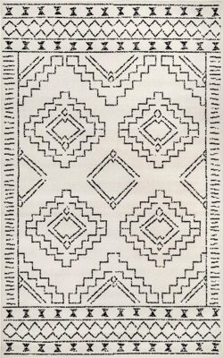 Diamond Geometric Rug – Black