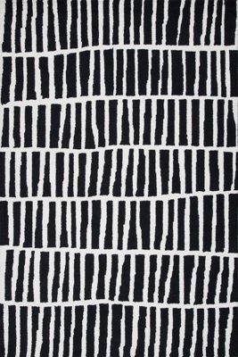 Irregular Parallel Bars Rug – Black