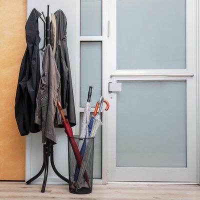 Mind Reader Mesh Umbrella Stand