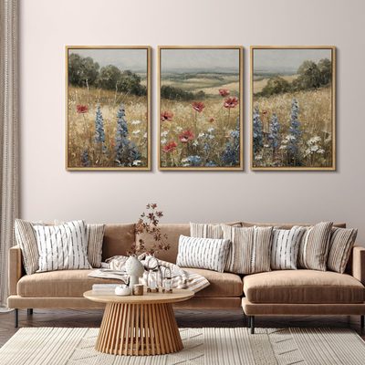 Rural Splendor Delicate Wildflowers in Meadow Rustic