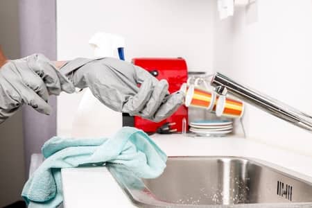 What Cleaning Supplies Do I Need For An Apartment?