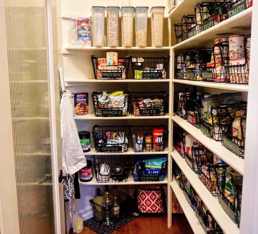 How To Prevent Moths In A Pantry? – Apartment ABC
