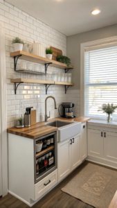 17 Gorgeous Small Apartment Kitchen Storage Ideas